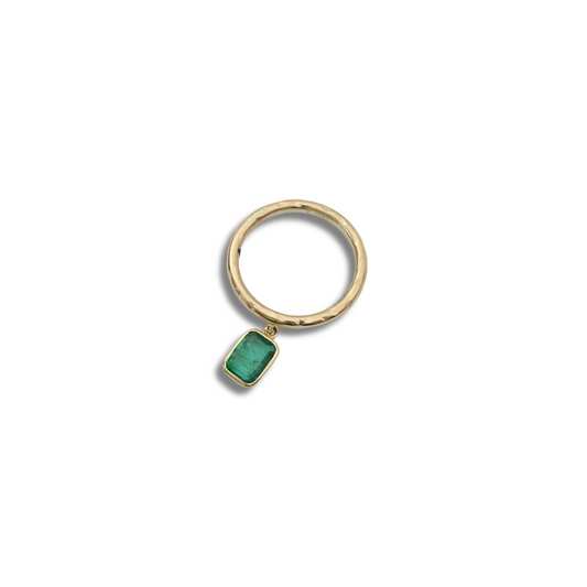 Gold Emerald Ring