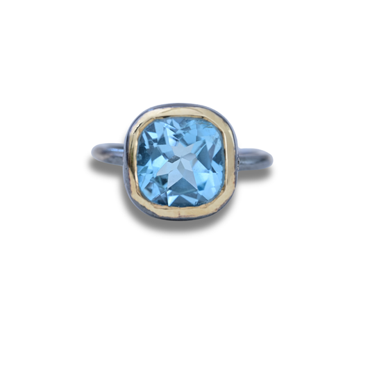 Single Ring Blue Topaz